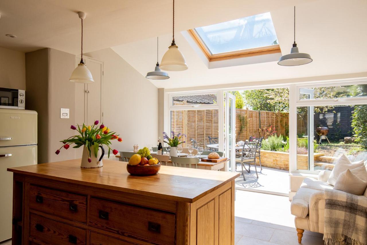 Gleneda Cottage - A Renovated, Traditional Cotswold Cottage Full Of Charm With Fireplace And Garden Bourton on the Hill Εξωτερικό φωτογραφία